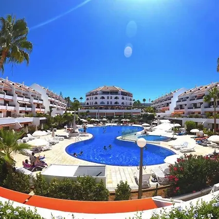 Parque Santiago I - Playa de las Americas (Tenerife)