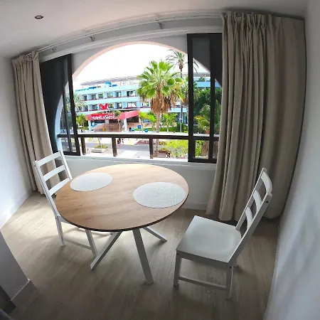 Parque Santiago I - * Плая-де-лас-Америкас